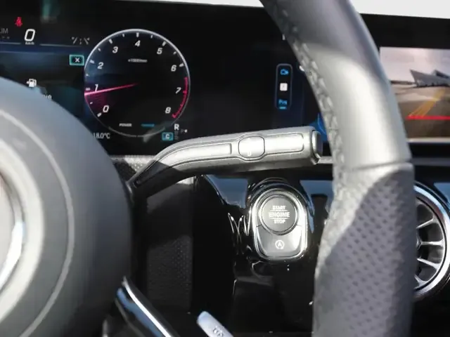 Mercedes-Benz CLA 35 AMG