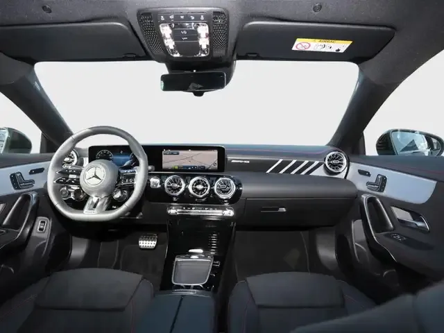 Mercedes-Benz CLA 35 AMG