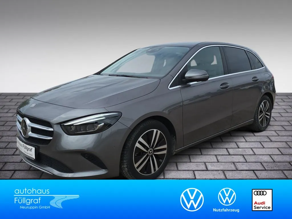 Mercedes-Benz B 220
