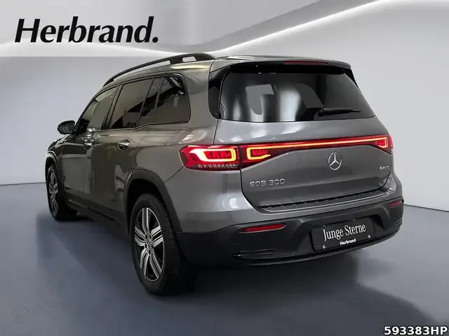 Mercedes-Benz EQB 300