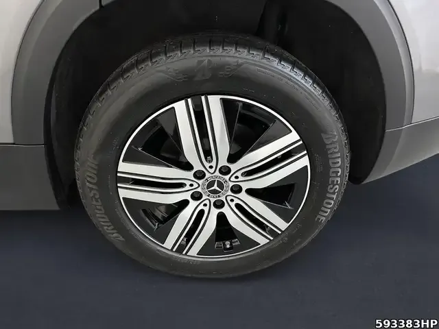 Mercedes-Benz EQB 300