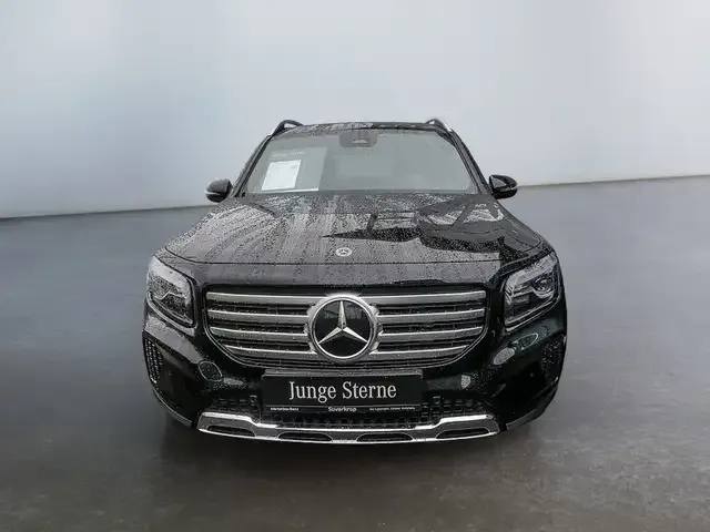 Mercedes-Benz GLB 200