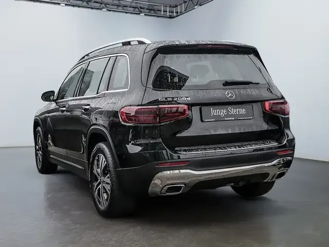 Mercedes-Benz GLB 200