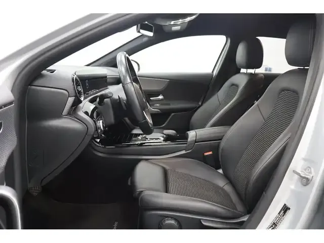 Mercedes-Benz Sonstiges