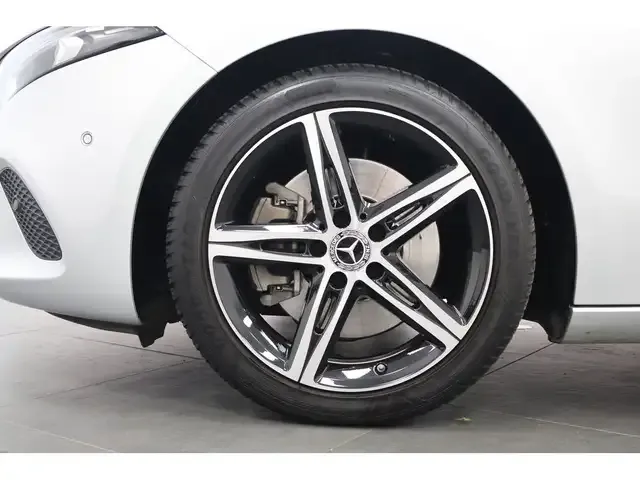 Mercedes-Benz Sonstiges