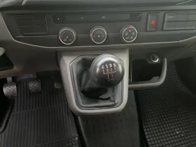 Volkswagen T6.1 Transporter