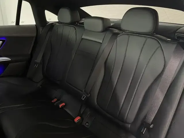 Mercedes-Benz EQE 300