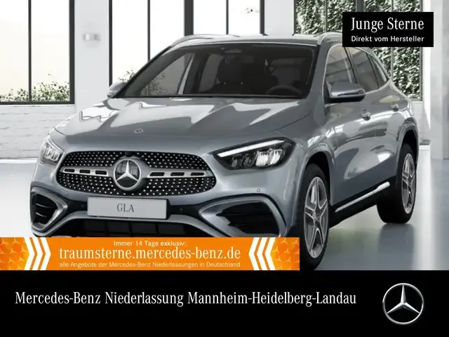 Mercedes-Benz GLA 220