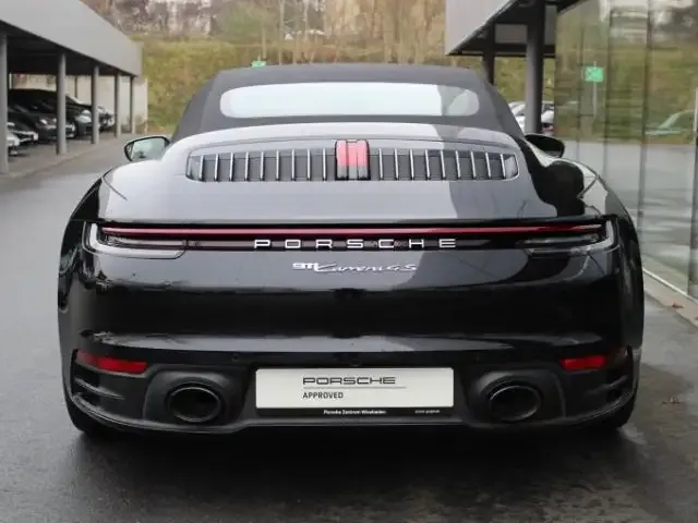 Porsche 992