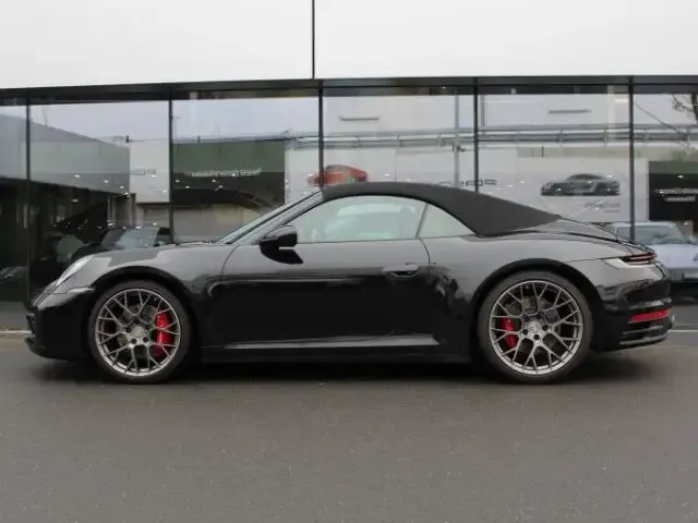 Porsche 992