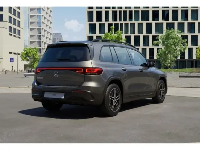 Mercedes-Benz EQB 250