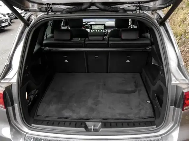 Mercedes-Benz EQB 250