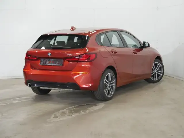 BMW 118
