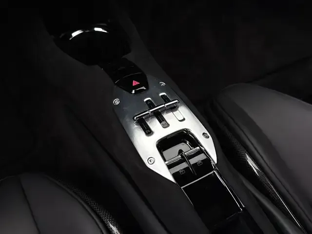 Ferrari 296 GTB