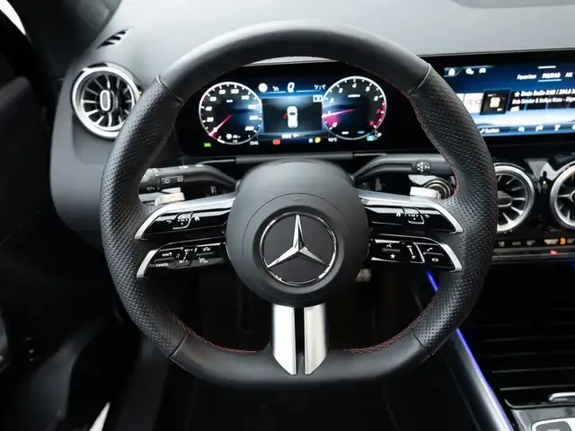 Mercedes-Benz GLA 200