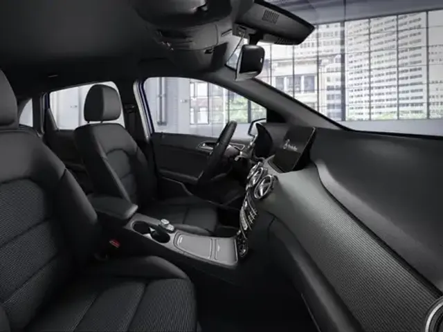 Mercedes-Benz B 180