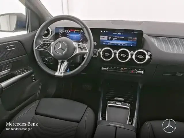 Mercedes-Benz B 220