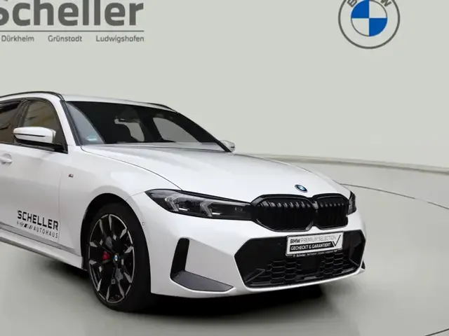 BMW 330