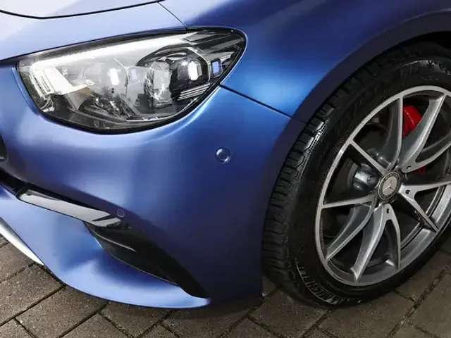 Mercedes-Benz E 63 AMG