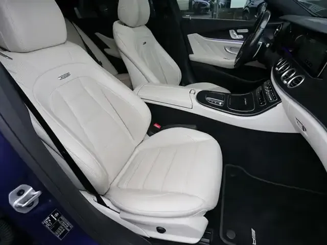 Mercedes-Benz E 63 AMG