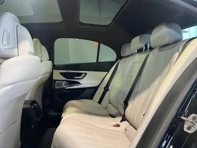 Mercedes-Benz E 200