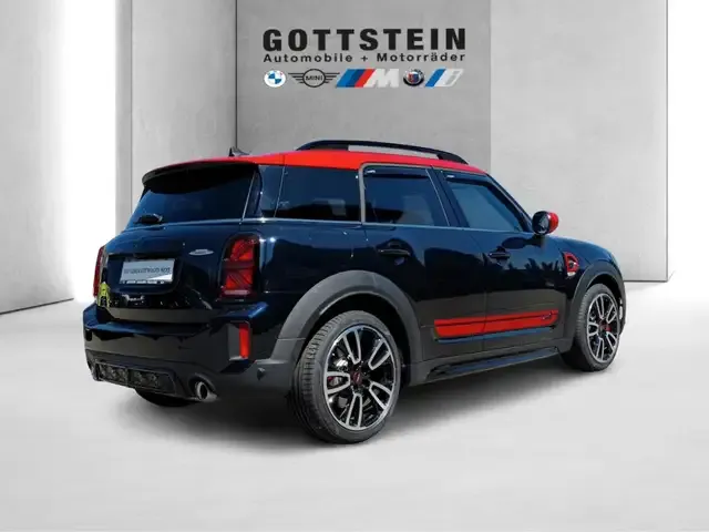 MINI John Cooper Works Countryman