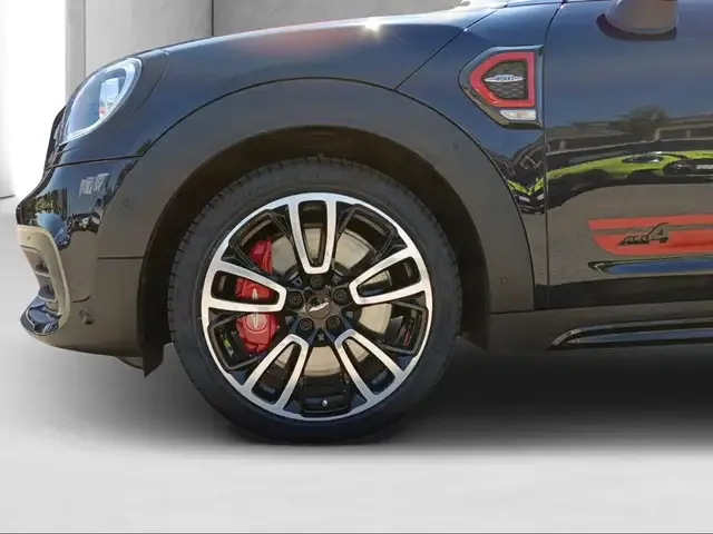 MINI John Cooper Works Countryman