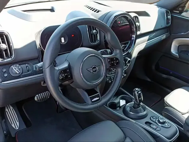 MINI John Cooper Works Countryman