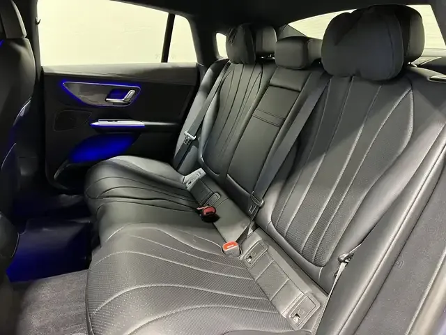 Mercedes-Benz EQE 300