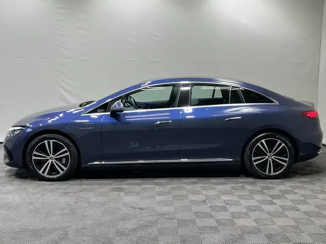 Mercedes-Benz EQE 300