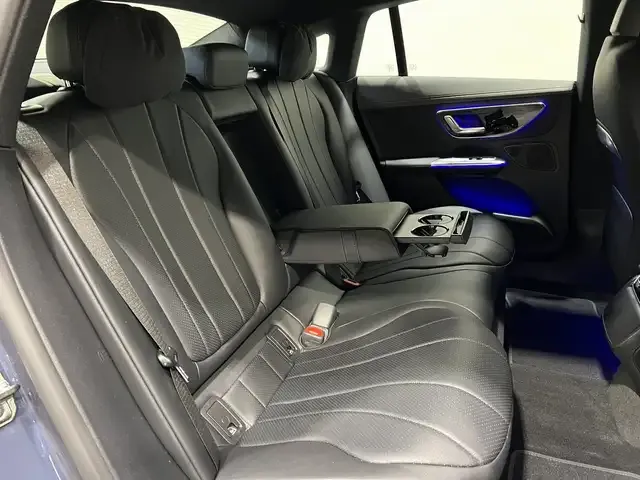 Mercedes-Benz EQE 300