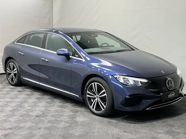 Mercedes-Benz EQE 300