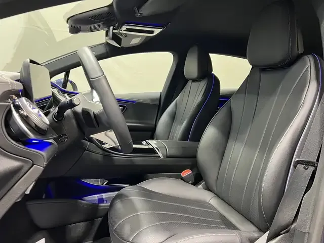 Mercedes-Benz EQE 300