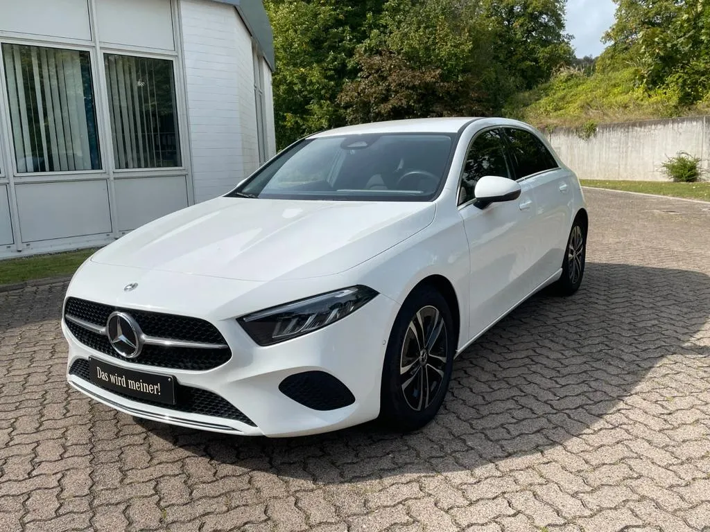 Mercedes-Benz A 180
