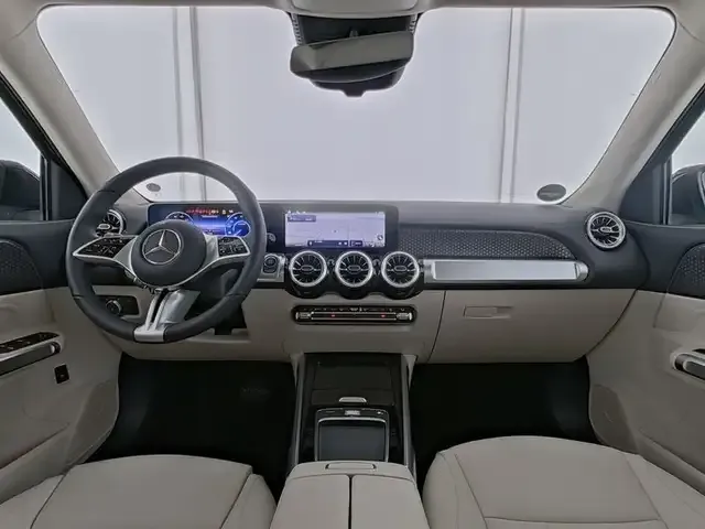Mercedes-Benz EQB 300