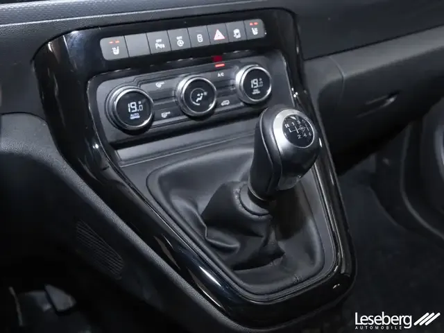 Mercedes-Benz Sonstiges
