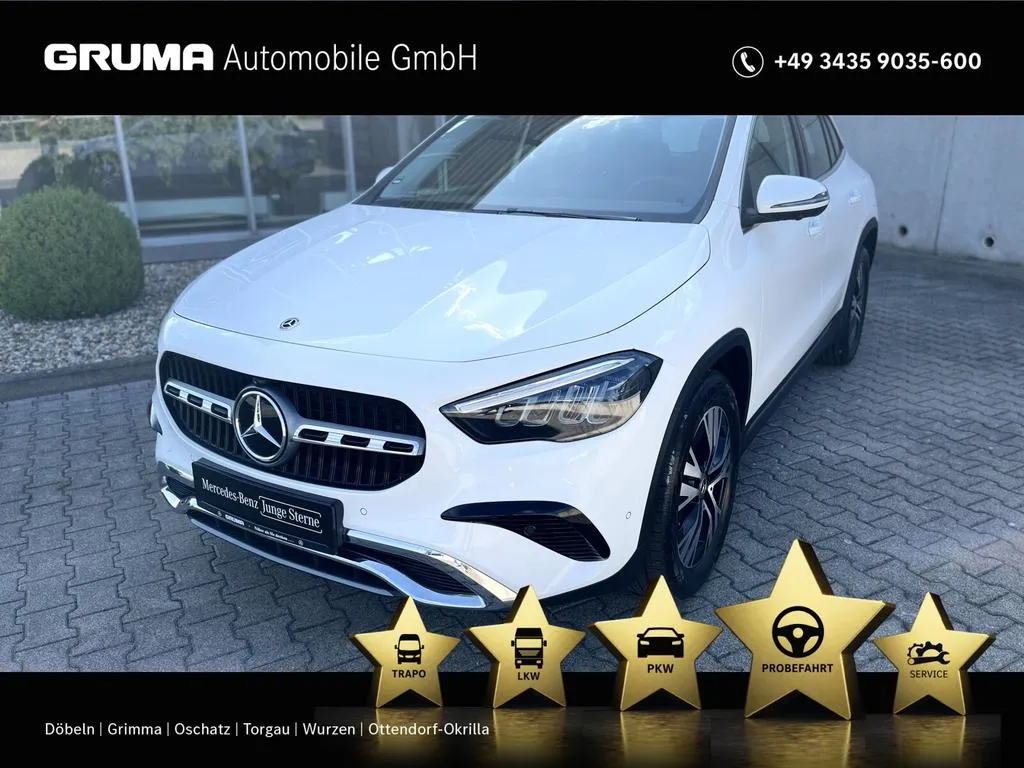 Mercedes-Benz GLA 220