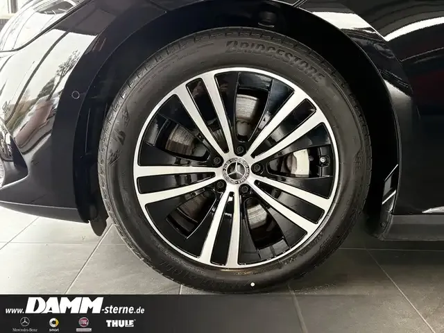 Mercedes-Benz EQE 350