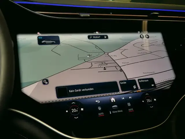 Mercedes-Benz EQE 300