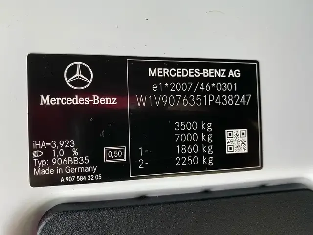 Mercedes-Benz Sprinter