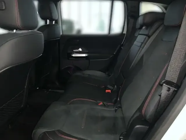 Mercedes-Benz EQB 250