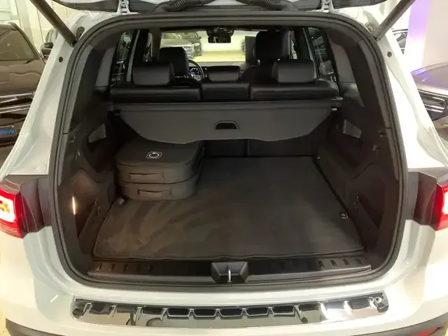 Mercedes-Benz EQB 250