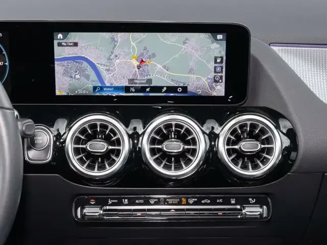 Mercedes-Benz EQA 250