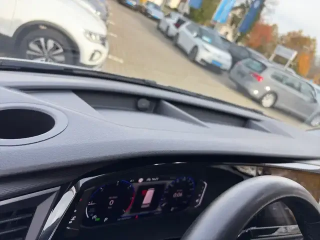 Volkswagen T6.1 Multivan