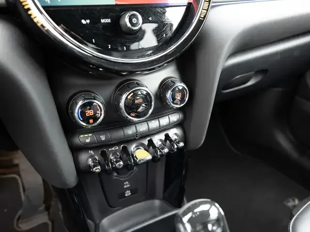 MINI Cooper SE
