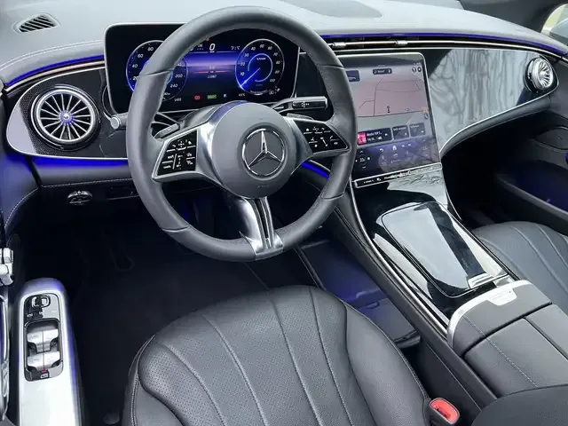 Mercedes-Benz EQE 300