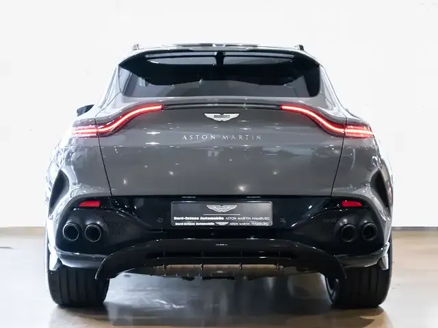 Aston Martin DBX