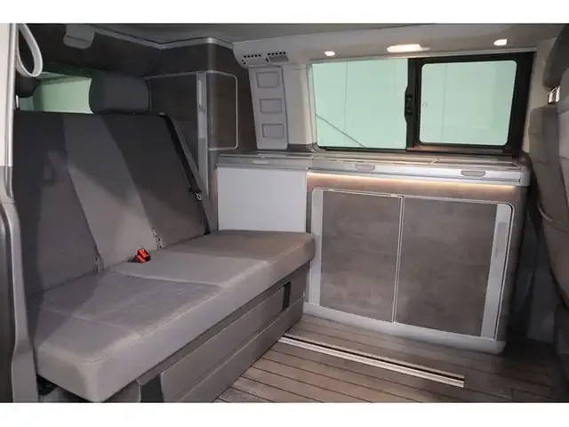Volkswagen T6.1 California