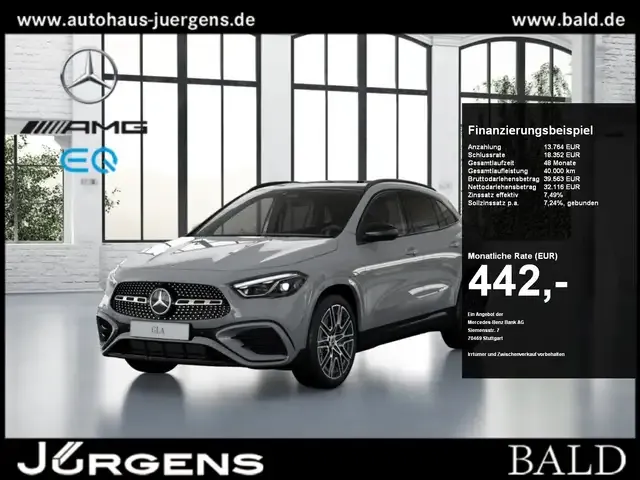 Mercedes-Benz GLA 220
