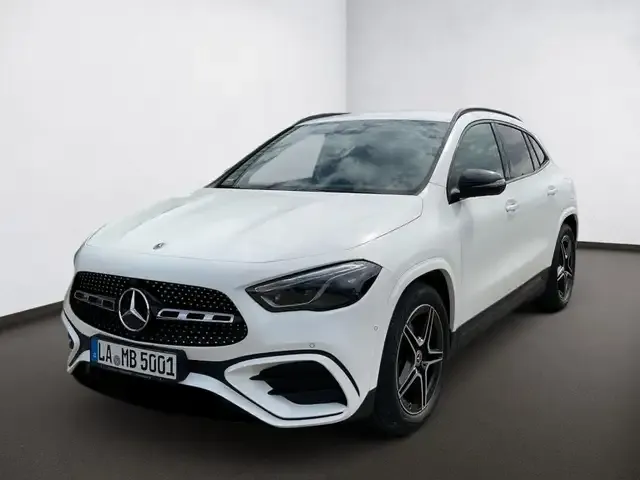 Mercedes-Benz GLA 200